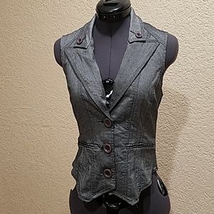 Fitted vest in silver gray by Michel USA